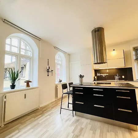 Aday - Luxurious In The Heart Of *