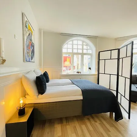 Aday - Luxurious In The Heart Of *