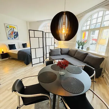 Aday - Luxurious In The Heart Of Apartment *